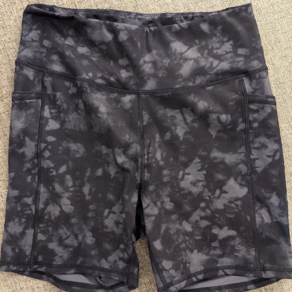 Black Tie Dye Biker Shorts